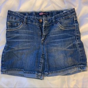 Levi’s Girls Denim Cuffed Midi Shorts